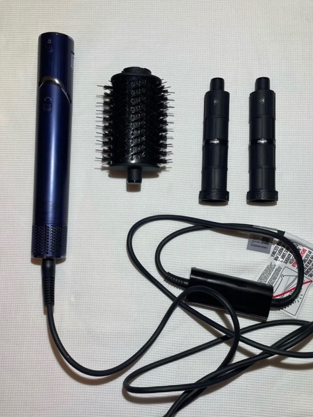 Shark Flexstyle system w/ .95” smaller curling barrels! - Picture 1 of 4